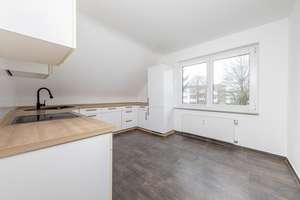 HH-LOHBRÜGGE - Großzügiges Zweifamilienhaus auf tollem Grundstück und familienfreundlicher Lage – Die vollständige Adresse der Immobilie erhältst du vom Anbieter., 21031 Lohbrügge, Hamburg – Vorschaubild 20