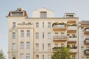 Lichtdurchflutetes Dachgeschoss mit Kamin, Dachterrasse und Blick über Prenzlauer Berg – Driesener Strasse 6, 10439 Prenzlauer Berg, Berlin – Vorschaubild 26