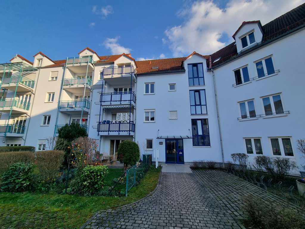 Immobilie in Dohna - Bezugsfreie 3-Zimmer-Wohnung mit Balkon im 2. OG in Dohna - Bild 0