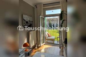 Tauschwohnung: Helle 2 Zimmer Altbau gegen 3 Zimmer