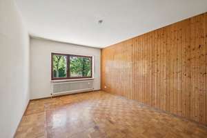 Großzügiges Familiendomizil mit separater Einliegerwohnung in begehrter Zehlendorf-Lage – Die vollständige Adresse der Immobilie erhältst du vom Anbieter., 14167 Zehlendorf, Berlin – Vorschaubild 9