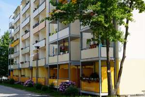 Entdecke modernes Wohnen mit einem Grundriss, der begeistert! – Am Bernsdorfer Hang 9, 9126 Bernsdorf, Chemnitz – Vorschaubild 8