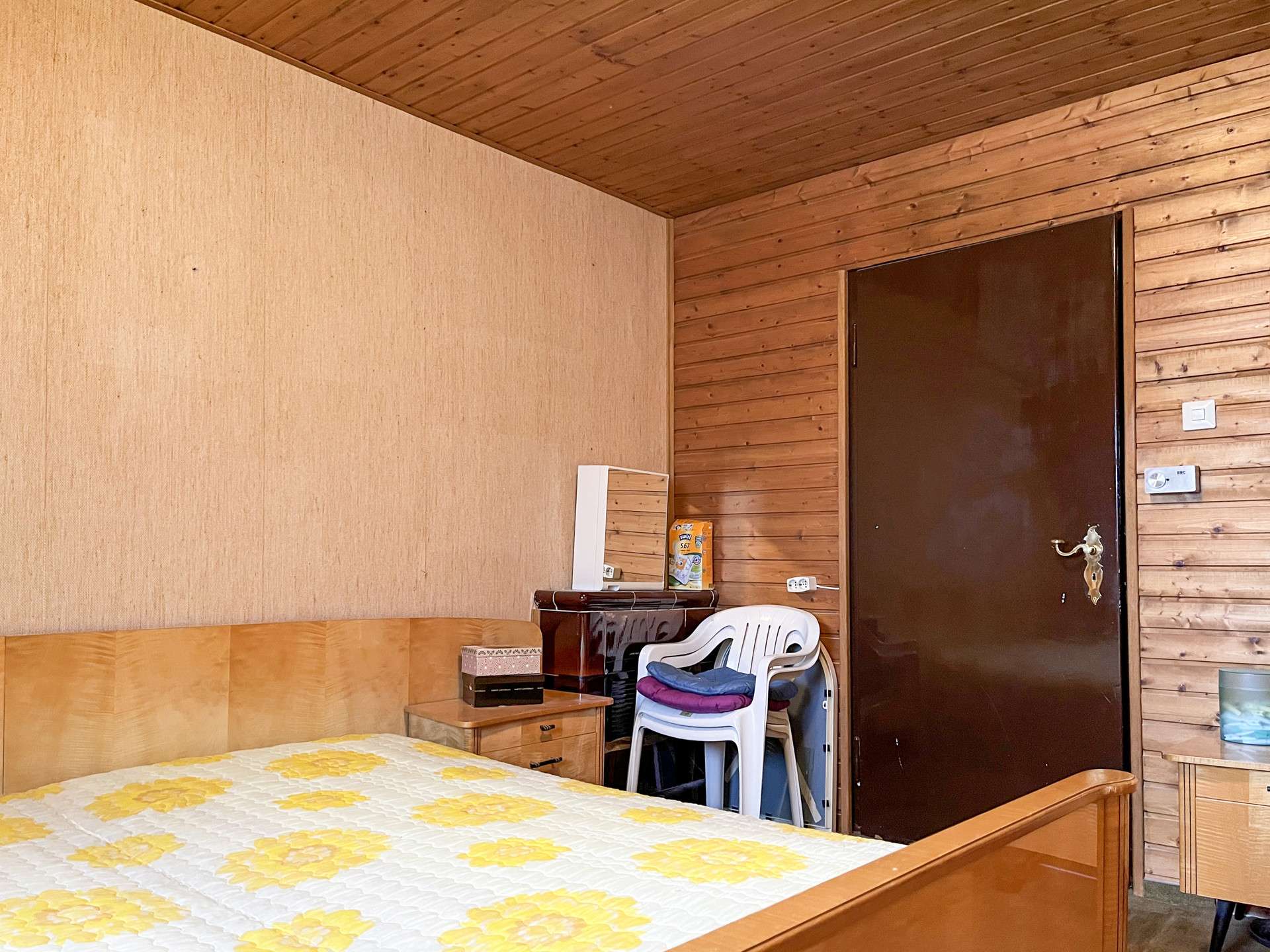 Immobilie in Hamm (Sieg) - Renovierungsbedürftige Doppelhaushälfte mit Garage auf einem Erbpachtgrundstück in Hamm/Sieg! - Bild 1