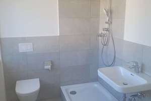 Eutritzsch - sonnige 2-Raum-Wohnung in ruhiger Lage mit offener Küche, Tageslichtbad und Dusche – Die vollständige Adresse der Immobilie erhältst du vom Anbieter., 4129 Eutritzsch, Leipzig – Vorschaubild 3