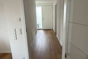 Neubau 2025: Doppelhaushälfte in Altenstadt-Herrenstetten – 132 m², Südgarten, Garage, Wärmepumpe – 89281 Altenstadt – Vorschaubild 5