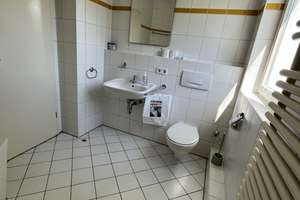 Zuhause mit 1,5 Zimmern in Berlin-Köpenick mit direktem Zugang ans Wasser – Die vollständige Adresse der Immobilie erhältst du vom Anbieter., 12555 Köpenick, Berlin – Vorschaubild 8