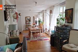Wohnen mit Seele – Exklusive 2,5-Zimmer-Wohnung im denkmalgeschützten Anwesen