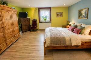 Einfamilienhaus mit großem Grundstück in ruhiger Höhenlage – Die vollständige Adresse der Immobilie erhältst du vom Anbieter., 63683 Ortenberg – Vorschaubild 18