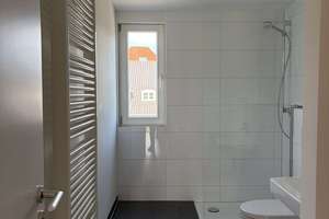 Helle Dachgeschosswohnung mit weitläufigem Grünblick in Köln-Marienburg – 50968 Marienburg, Köln – Vorschaubild 10