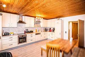 Das Objekt ist vielseitig nutzbar!! Zwei Immobilien mit großem Grundstück und 4 Garagen zu verkaufen – Bernhardswald, Regensburg (Kreis), 93170 Regensburg (Kreis) – Vorschaubild 30