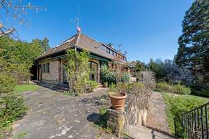 Property thumbnail 11