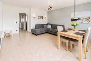 Familienfreundliches Reihenhaus mit sonniger Terrasse und schönem Garten – Die vollständige Adresse der Immobilie erhältst du vom Anbieter., 46119 Klosterhardt-Süd, Oberhausen – Vorschaubild 2