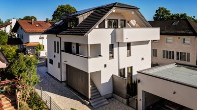 Bestlage Krailling: Exclusive Penthouse-Maisonette mit SW-Dachterrasse - Neubau 2026 / KFW 40