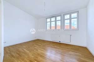 Dachgeschosswohnung mit Südbalkon: Stilvolle 2,5-Zimmer-Wohnung in Top-Zustand – Trützschlerstr. 12, 12487 Johannisthal, Berlin – Vorschaubild 13