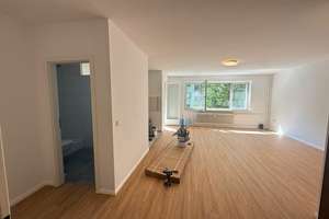 Berlin Tempelhof: 38,3qm Etw am Klarensee, Balkon, Aufzug, Keller, Garten – Blumenthalstraße 23, 12107 Mariendorf, Berlin – Vorschaubild 4
