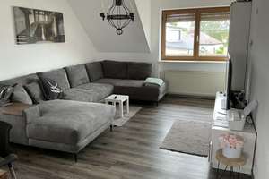 Helle 2-Zimmer Dachgeschosswohnung in Allmannsweiler – Bierstetter Straße 5/1, 88348 Allmannsweiler – Vorschaubild 1