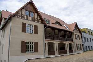 Property thumbnail 2