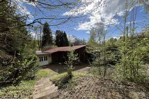 Kernsaniertes Haus mit großen Grundstück am Bach – In den Bruchwiesen 7, 35321 Laubach – Vorschaubild 3