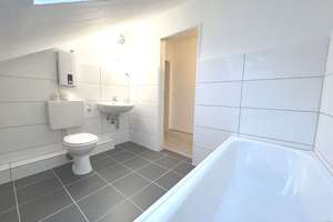 Ruhige, Sanierte, Helle 2,5-Zimmer WHG mit Tageslichtwannenbad, Einbauküche (o. E-Geräte) u. Garten – Heckinghauser Strasse 223, 42289 Heckinghausen, Wuppertal – Vorschaubild 11