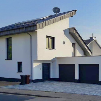 Provisionsfrei: Modernes EFH mit Einliegerwohnung – ca. 250 m² Wohnfläche in Bad Orb