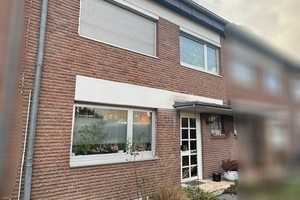 Zwangsversteigerung - Reihenmittelhaus mit 2 Garagen – Neuss (Rhein-Kreis) – Vorschaubild 2