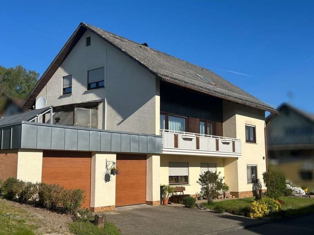 Immobilie in Buchen (Odenwald) - Ankommen, entfalten, genießen – Ihr neues Zuhause mit viel Platz für Familie & Leben - Bild 2