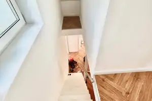 Saniertes freundliches Einfamilienhaus mit sechs Zimmern & Einbauküche  – Fliederblütenweg 11, 13127 Berlin – Vorschaubild 16