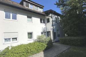 Ruhige schöne 1-Zimmer-Wohnung mit Terrasse und Einbauküche in Altperlach, nahe Pfanzeltplatz