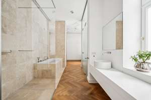 Hochwertig sanierter Altbau mit 5 Zimmern - fußläufig vom Kurfürstendamm entfernt – Die vollständige Adresse der Immobilie erhältst du vom Anbieter., 10629 Charlottenburg, Berlin – Vorschaubild 11