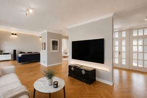 Haus-im-Haus-Wohnung mit Dachterrasse, Kamin und Doppelgarage am Lerchesberg – 60598 Sachsenhausen-Süd, Frankfurt am Main – Vorschaubild 3