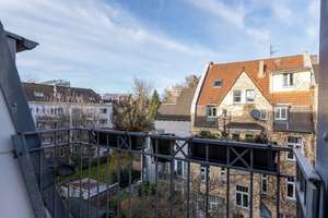 Charmanter Altbau trifft auf Top-Lage: 4 Zimmer und zwei Balkone in Sülz! – Die vollständige Adresse der Immobilie erhältst du vom Anbieter., 50937 Sülz, Köln – Vorschaubild 11