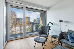 Geschmackvoll neu möblierte Wohnung mit Balkon zum Park am Gleisdreieck – Schöneberger Ufer 5c, 10785 Kreuzberg, Berlin – Vorschaubild 6
