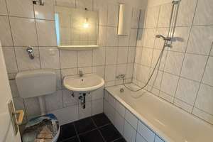 Helle 3-Zimmer-Wohnung mit Balkon und Aufzug in Mönchengladbach-Römerbrunnen – Römerbrunnen 12, 41238 Mülfort, Mönchengladbach – Vorschaubild 9