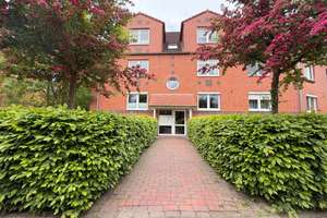**2-Zimmer-Wohnung mit sonnigem Balkon in Bremen-Arsten**