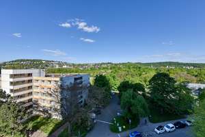 Schöne 2-Zimmer Wohnung mit Weitblick und Balkon  – Ostertagstraße 41, 71229 Leonberg – Vorschaubild 1