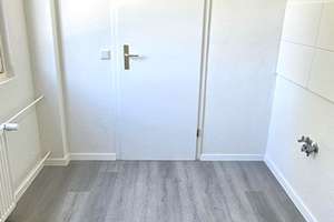 Frisch renovierte 2-Zimmer-Wohnung mit Balkon und modernem Bad! – Spinozastr. 20, 45279 Freisenbruch, Essen – Vorschaubild 5