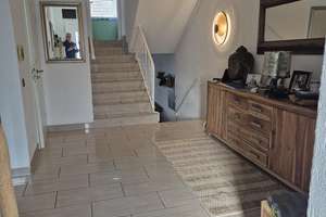 Wunderschöne Splitlevel Wohnung mit eigenem Eingang – Am Gerichtshaus 45 a, 45257 Kupferdreh, Essen – Vorschaubild 3