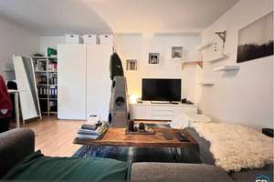 Charmantes 1-Zimmer-Apartment mit Loggia in Regensburg. Tel.-Anfragen an 0160/8748064 – Die vollständige Adresse der Immobilie erhältst du vom Anbieter., 93051 Kumpfmühl-Ziegetsdorf-Neuprüll, Regensburg – Vorschaubild 1