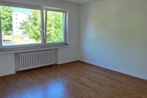 Renovierte 3-Zimmer-Wohnung mit  Parkplatz! – Berliner Straße 398, 51061 Höhenhaus, Köln – Vorschaubild 4