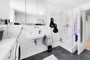 Design-Maisonette (Alleinige Etage) | KfW-A+, Galerie, Kamin | nahe S-Bahn Untermenzing – Manzostr. 15, 80997 Allach, München – Vorschaubild 13