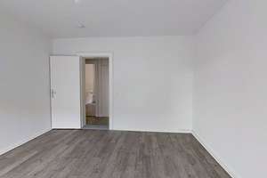 Einziehen & wohlfühlen – helle 3-Zimmer-Wohnung mit Balkon – Richthofenstraße 16, 24768 Rendsburg – Vorschaubild 3