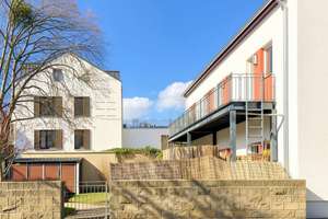 +++ Bezugsfrei ab 01.10.! Moderne, energieeffiziente Wohnung im Hinterhaus +++