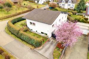 Top gepflegt und geräumig! Wohnhaus mit Einliegerwohnung in ruhiger Wohnlage!  – Die vollständige Adresse der Immobilie erhältst du vom Anbieter., 57642 Alpenrod – Vorschaubild 4