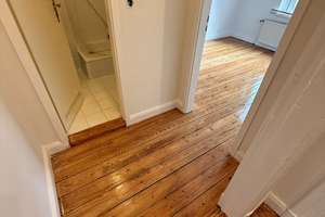 Ravensberg 1 Min neben Uni / 2 Zi Whg  Balkon /Klönküche möbl / Waschm Geschirrsp , Holzbode Balkon, – Knooper Weg 162, 24105 Ravensberg, Kiel – Vorschaubild 11