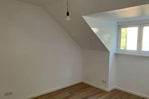 Liebevoll renoviertes Reihenhaus in Laim – Die vollständige Adresse der Immobilie erhältst du vom Anbieter., 80689 Sankt Ulrich, München – Vorschaubild 8