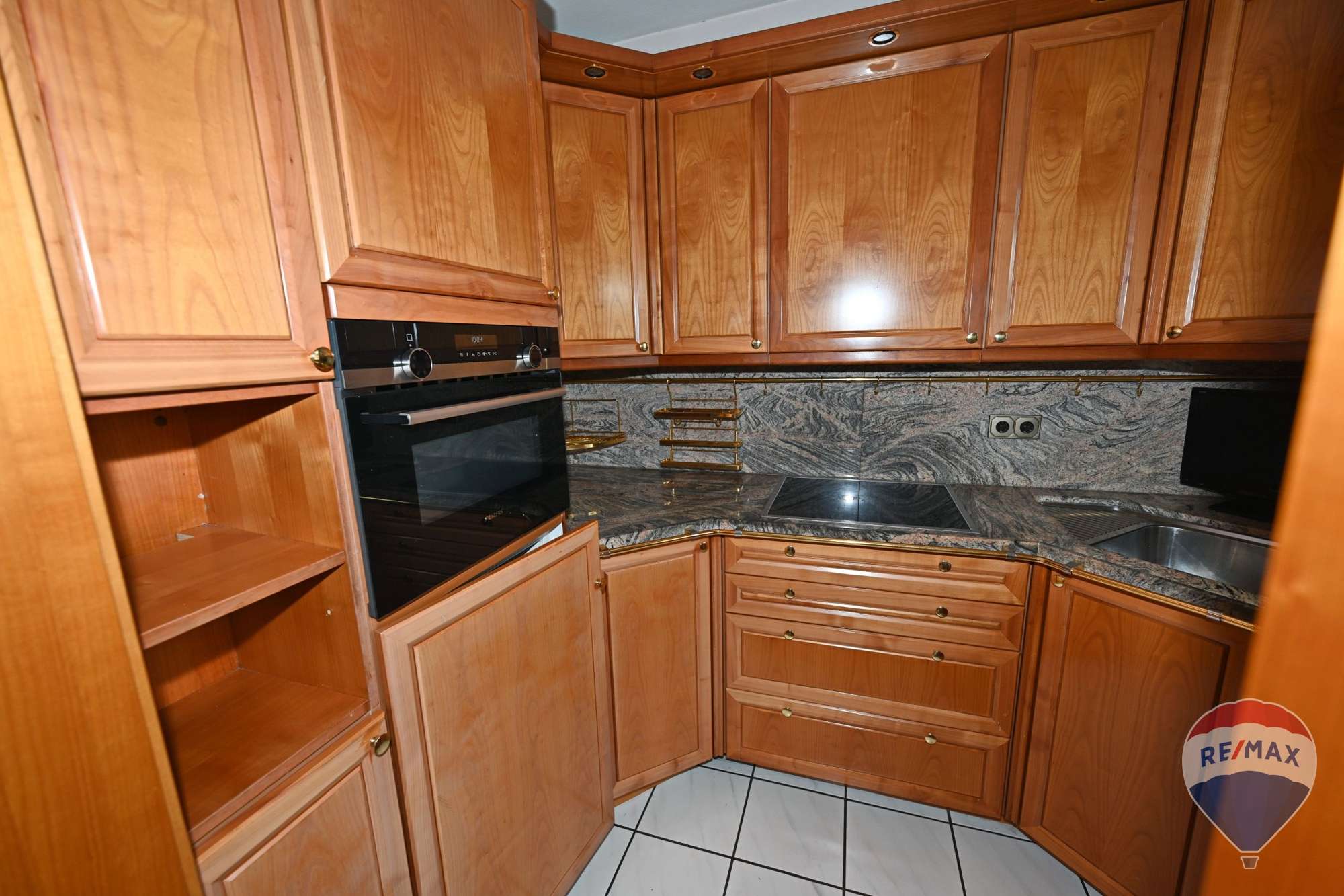 Immobilie in Uedem - Gepflegtes Einfamilienhaus mit Sommergarten, Vollkeller und großzügigem Grundstück in Uedem! - Bild 3