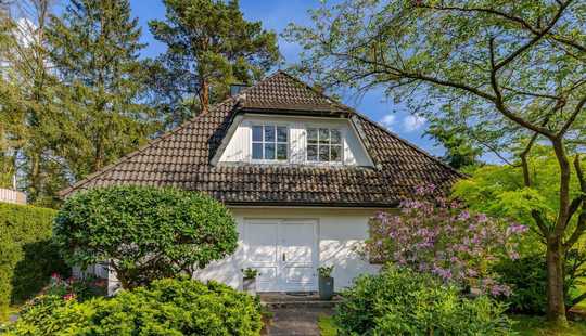 Bild von Charmantes Familienhaus auf sonnigem Grundstück