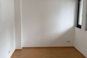 Attraktive 3. Zimmer-Wohnung mit Balkon in DU-Duissern – Prinzenstraße  27, 47058 Duissern, Duisburg – Vorschaubild 4