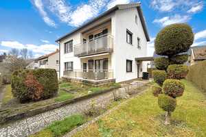 Zweifamilienhaus in ruhiger Lage mit schönem Garten – Ludwigsburg (Kreis) – Vorschaubild 2