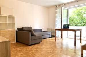 prov.freie 1-Zi-Wohn. mobliert in Maxvorstadt/Schwabing, ruhig, hell von privat – Schellingstraße 153b, 80797 München – Vorschaubild 2